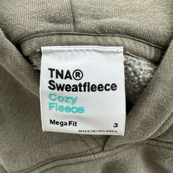 TNA Sweatshirt - Picture 3 of 3